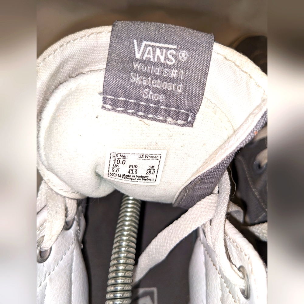 Vans Off The Wall Men's High-Top Sneakers - Picture 9 of 12